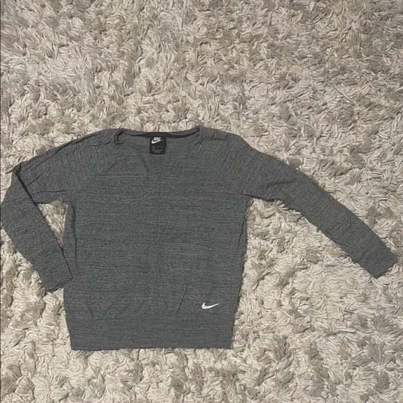 Nike Tops - Nike Heather Gray Crewneck